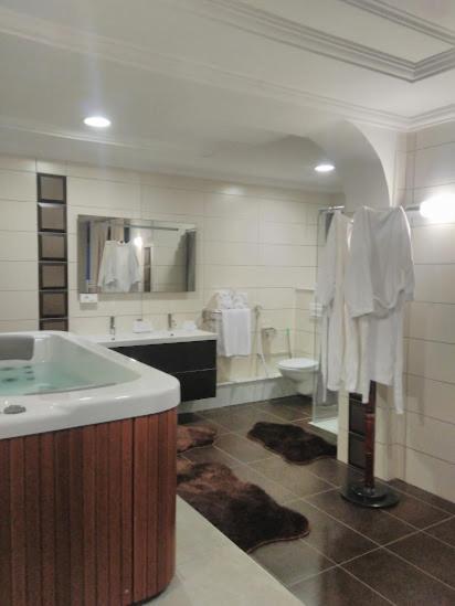 Hotel Raya Tichy المظهر الخارجي الصورة